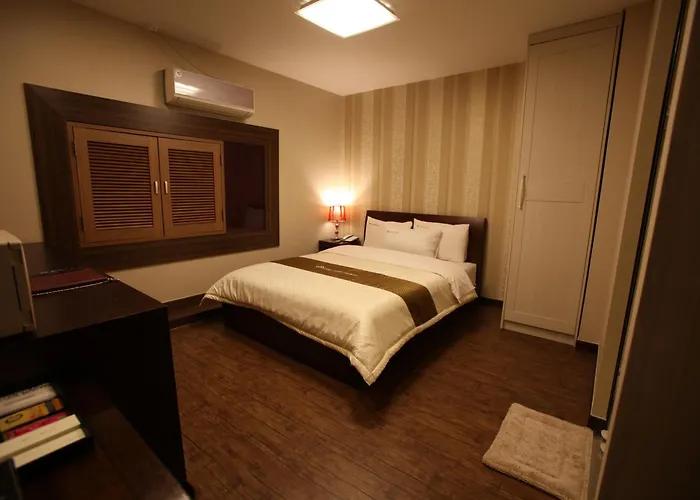 호텔 Hill House Myeongdong 3*