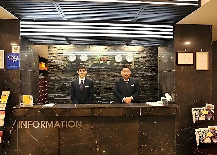 Hill House Myeongdong 호텔 3*